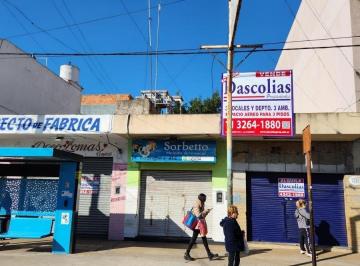 Local comercial · 150m² · 2 Ambientes · Oportunidad! Venta en Block 3 Locales + Depto