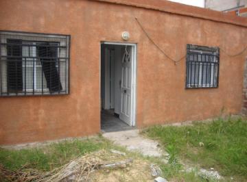 Casa · 1ha · 3 Ambientes · 1 Cochera · ¡Oportunidad! Casa 3 Amb. C/cochera y Fondo