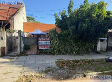 Casa · 1m² · 6 Ambientes · Posibilidad de Emprendimiento - Lote de 8.66 X 46 m en Muy Buena Ubicacion