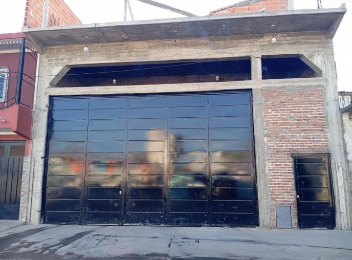Local comercial · 300m²