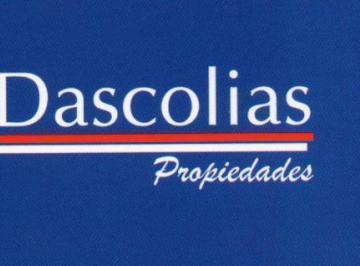 Casa · 1m² · 3 Ambientes · 1 Cochera · Casa de 3 Ambientes con Cochera y Fondo Libre!