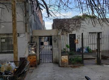 PH · 1m² · 3 Ambientes · PH por Pasillo