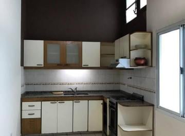 Departamento · 60m² · 3 Ambientes · Depto Interno en H. Yrigóyen