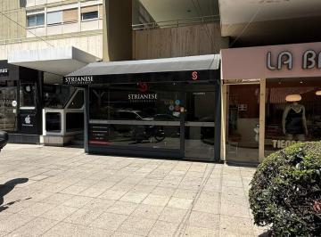 Oficina comercial · 16ha · 1 Ambiente · Oficina/ Local a La Calle en Las Lomitas