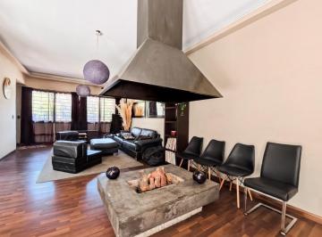 Casa · 217m² · 5 Ambientes · 2 Cocheras · Venta Casa en Saavedra
