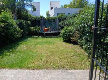 Casa de 4 ambientes, Córdoba · Se Vende Casa Duplex de 2 Dorm. en Barrio Los Soles Valle Escondido Impecable