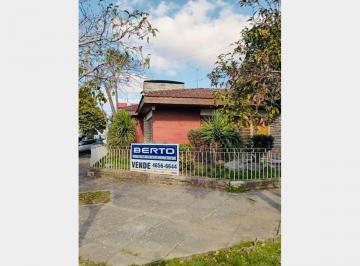 Casa · 202m² · 4 Ambientes · 1 Cochera · Chalet en Venta en Haedo