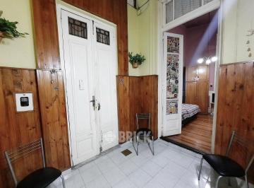 Departamento · 86m² · 4 Ambientes · Semipiso T/casa C/dep en Laprida Al 1200 - Frente Patio T/a Nuevo Doble Altura