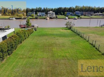 Terreno · 1200m² · Terreno Al Rio con Amarra en Venta, Barrio San Juan, Venta