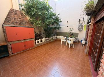 Casa de 5 ambientes, Villa Pueyrredón · Casa 5 Ambientes Sobre Lote Propio, con Cochera y Patio