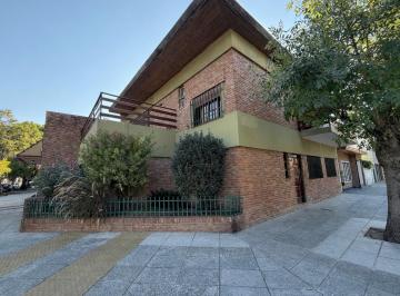 Casa de 5 ambientes, Villa Pueyrredón · Casa 5 Ambientes Sobre Lote Propio, con Cochera y Patio