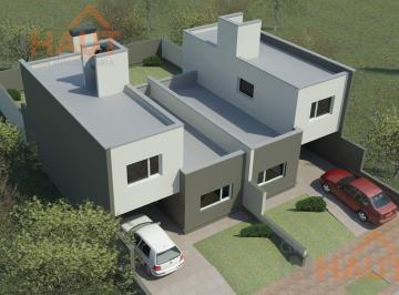 PH · 124m² · 4 Ambientes · 1 Cochera · PH en Venta en Cipolletti