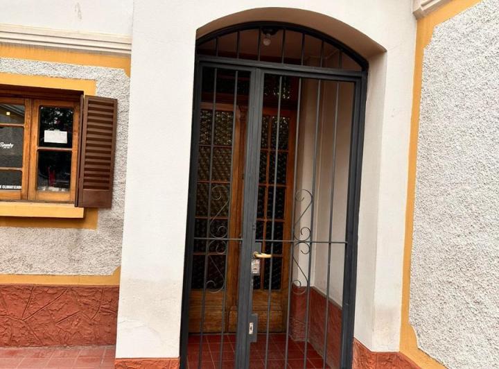 Casa · 250m² · 8 Ambientes