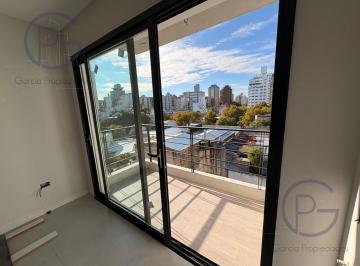 Departamento · 68m² · 3 Ambientes · 1 Cochera · Departamento en La Plata