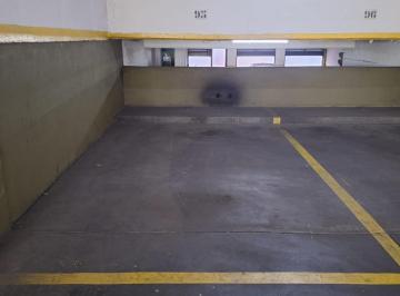 Garage · 12m² · Cochera en Venta Fija y Cubierta en Recoleta