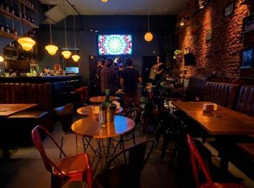 Fondo de comercio · 240m² · Venta de Fondo de Comercio – Bar en Funcionamiento en Victoria