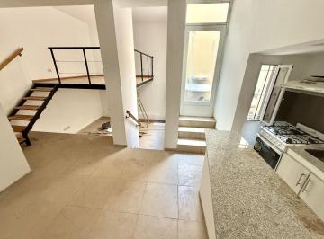 PH · 66m² · 2 Ambientes · Venta Luminoso PH - Villa Devoto