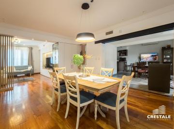 Casa · 260m² · 5 Ambientes · Venta / Permuta - Casa 4 Dorm. con Quincho y Parrillero - Zona Plaza Jewell