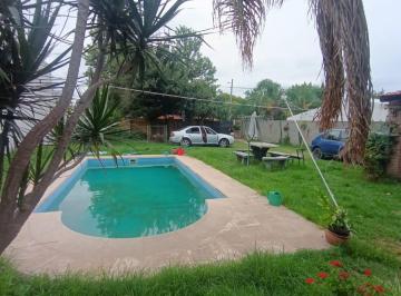 Casa de 4 ambientes, Córdoba · Casa en Venta con Terreno de 576 m²