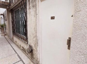 PH · 87m² · 3 Ambientes · Venta PH 4ambientes con Gran Potencial – Villa Urquiza