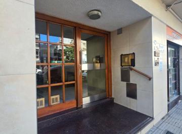 Departamento de 3 ambientes, Villa del Parque · 3 Ambientes con Balcon (Apto Profesional)