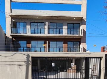 Departamento · 52m² · 2 Ambientes · Venta Depto 2 Amb Ramos Mejía - Balcón y Cochera
