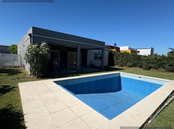 Casa · 180m² · 5 Ambientes · 4 Cocheras · Casa - San Ramon