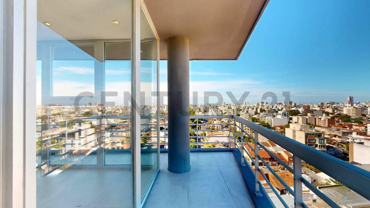 Venta de semipiso de tres ambientes a estrenar con balcón y vista abierta