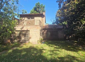 Casa de 2 ambientes, Malvinas Argentinas · Quinta en L con 1526 m y Excelente Ubicación