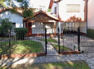 Casa de 5 ambientes, Hurlingham · Chalet de 4 Dorm. en Hurlingham