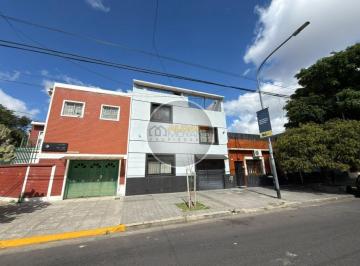 Casa · 182m² · 4 Ambientes · 1 Cochera · Se Vende Casa Lote Propio, Cuatro Ambientes, con Cochera (Liniers)