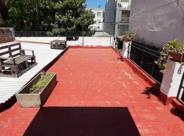 PH de 3 ambientes, Villa Urquiza · PH con Entrada Independiente. Espacio Aéreo Propio!