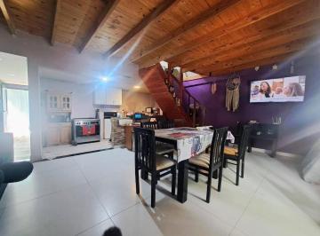 Casa · 140m² · 5 Ambientes · 3 Cocheras · Venta Casa 4 Ambientes en B° Cerrado "La Fiaca" en Moreno