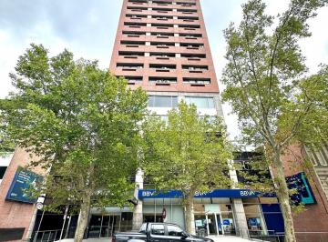 Oficina comercial de 2 ambientes Alquiler $ 500.000 · Oficina en Alquiler en Edificio Buci