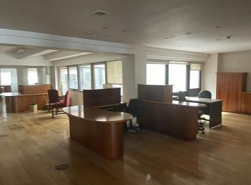 Oficina comercial · 325m² · 1 Cochera · Oficina en Retiro