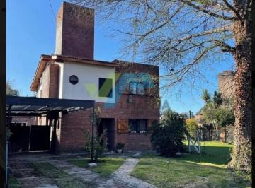 Casa · 170m² · 5 Ambientes · 2 Cocheras · Casa en Venta en Mapuche Country Club, Pilar, G. B. a. Zona Norte