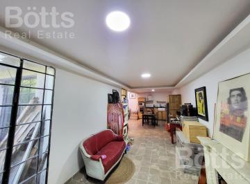 PH · 190m² · 5 Ambientes · Venta PH Tipo Casa Reciclado 5 Ambientes Entrada Independiente 290 m² en Barracas Sin Expensas