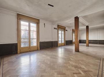 Departamento · 351m² · 7 Ambientes · Venta Departamento 7 Ambientes Piso Antiguo Estilo Francés Gran Patio Apto Profesional San Nicolás