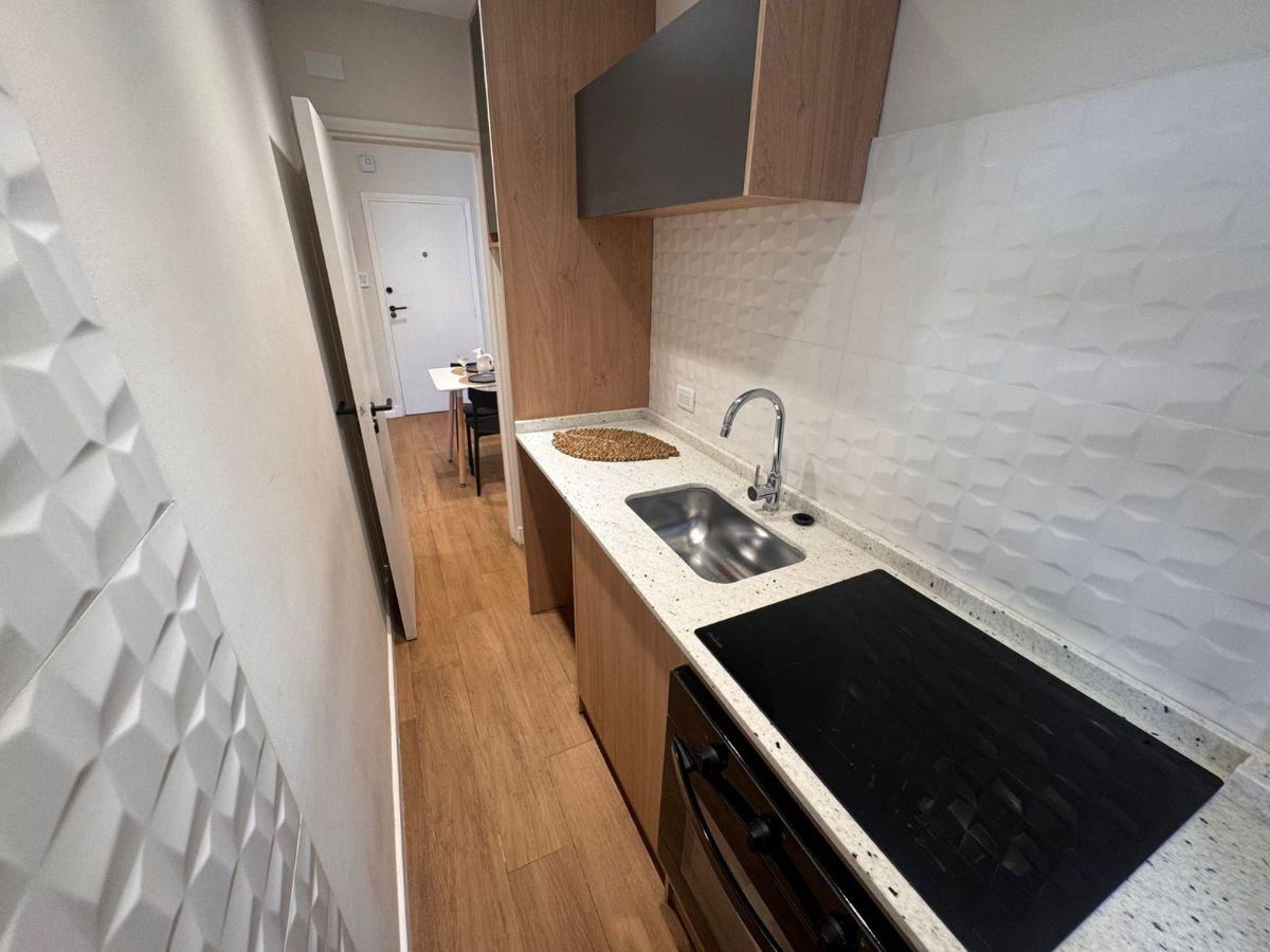 Depto 1 amb reciclado, 24m² en Güemes