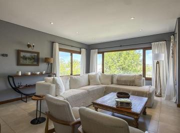 Casa · 303m² · 6 Ambientes · 1 Cochera · Casa en Venta en La Reserva Cardales. Distinta Desde Donde La Mires