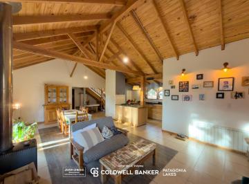 Casa · 130m² · 5 Ambientes · 1 Cochera · Venta - Casa de 130 m² en Lote de 785 m² - El Portal San Martín de Los Andes