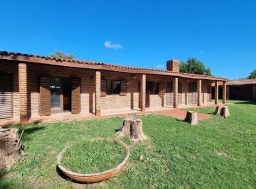 Casa · 216m² · 5 Ambientes · 3 Cocheras · Venta Casa 3 Dorm. a Refaccionar, La Plata