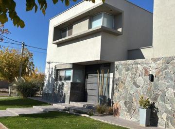 Casa de 6 ambientes, Mayor Drummond · Casa a Estrenar en Barrio Milcayac 1
