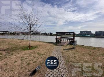 Casa · 180m² · 4 Ambientes · 1 Cochera · Casa en Horizontes Al Sur Venta!