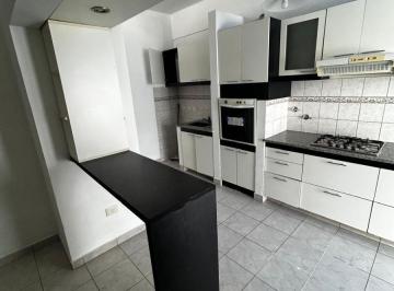 PH de 4 ambientes, La Plata · PH en Venta de 3 Dorm.