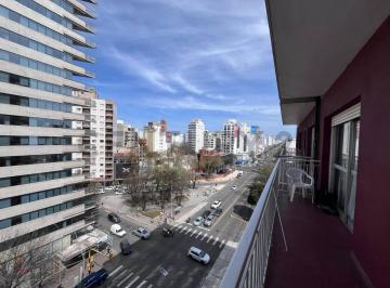 Departamento · 64m² · 3 Ambientes · 1 Cochera · En Venta 3 Ambientes con Dependencia, Balcon y Cochera.