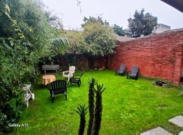 PH · 86m² · 4 Ambientes · PH Único, con Jardín, Patio y Terraza.