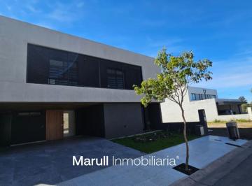 Casa · 360m² · 3 Ambientes · 2 Cocheras · Casa Premium en La Luisita Estrenar 3 Dorm.