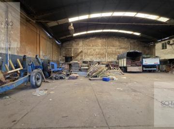 Bodega-Galpón · 850m² · Galpón en Venta o Alquiler Quilmes Oeste