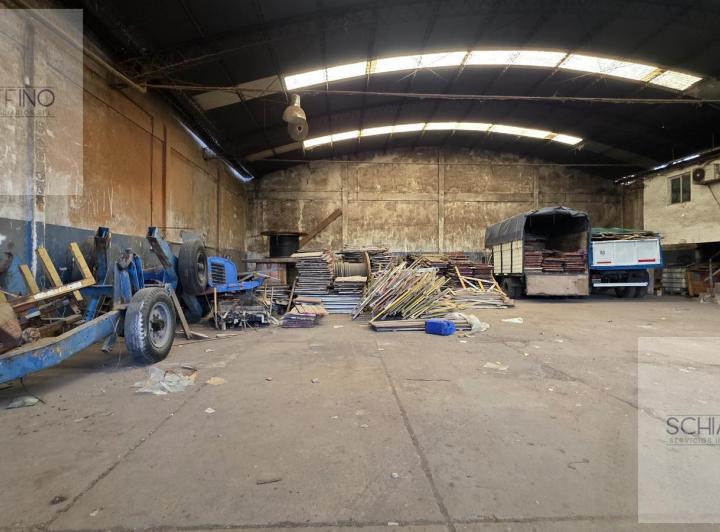 Bodega-Galpón · 850m²